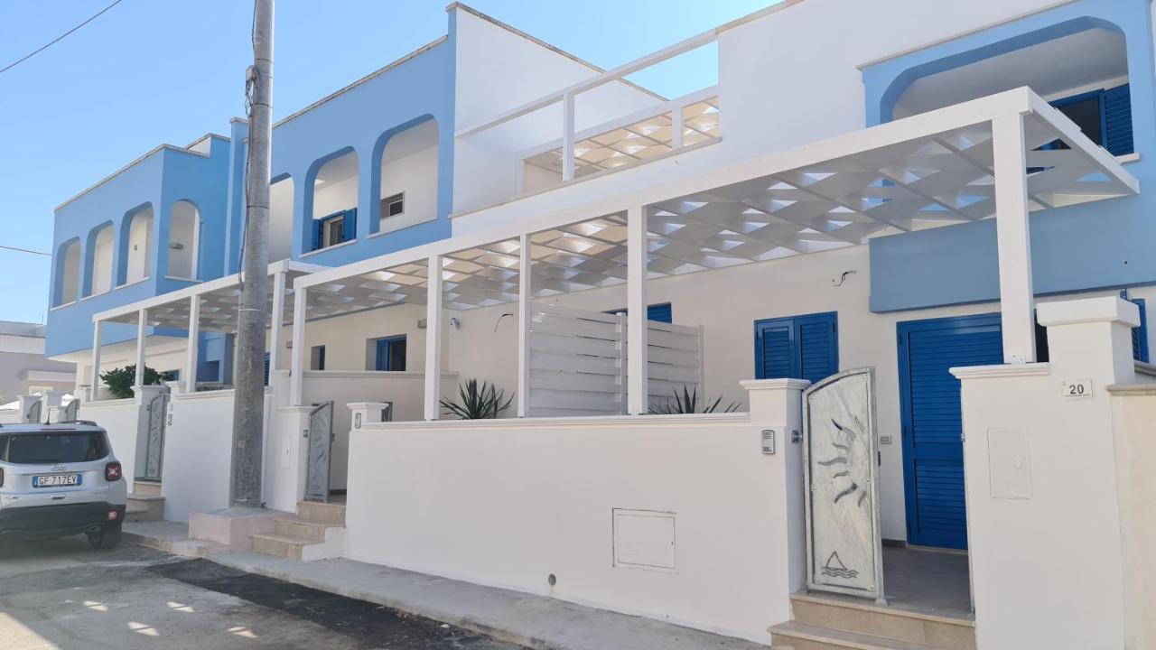 Lido Marini Seahouse Villa Bagian luar foto