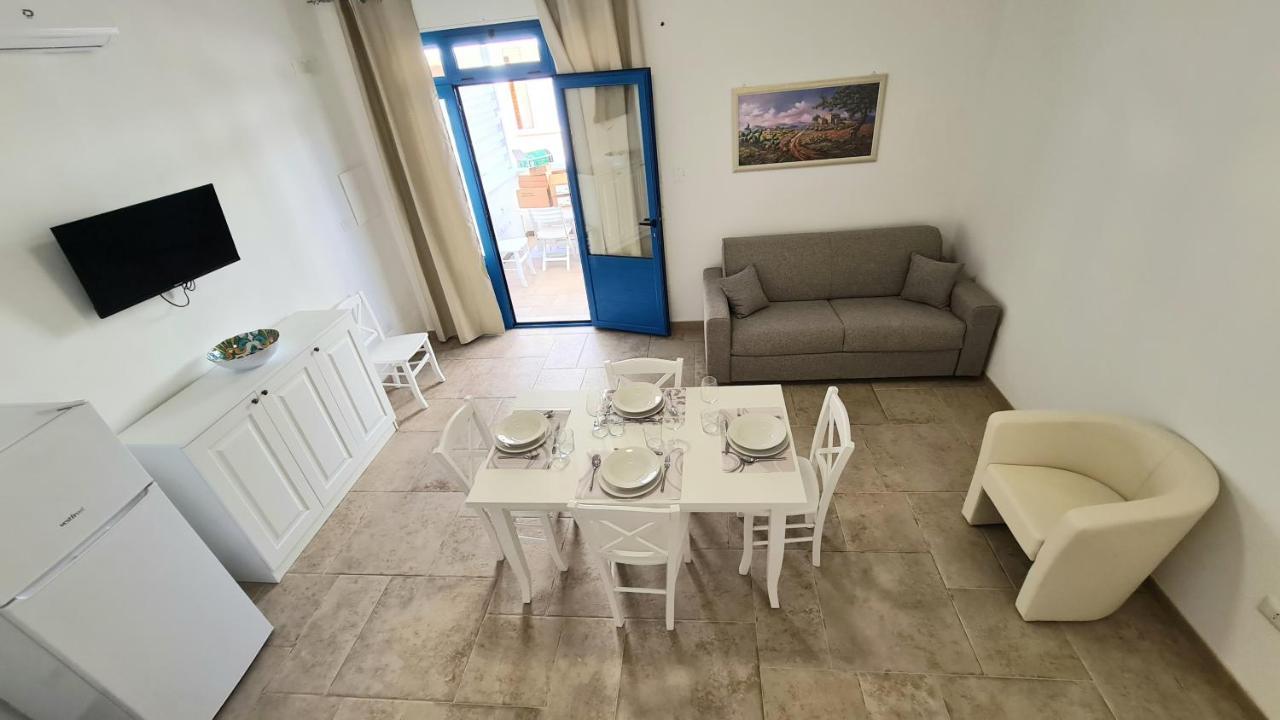Lido Marini Seahouse Villa Bagian luar foto