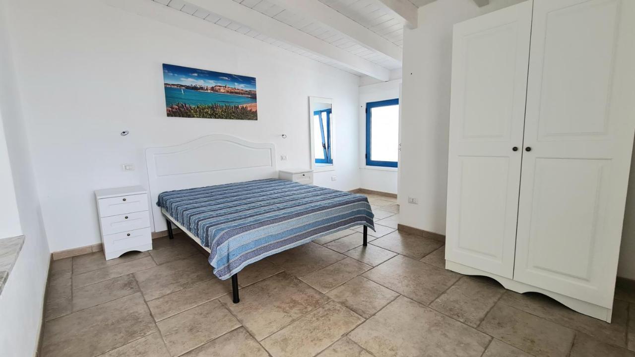 Lido Marini Seahouse Villa Bagian luar foto