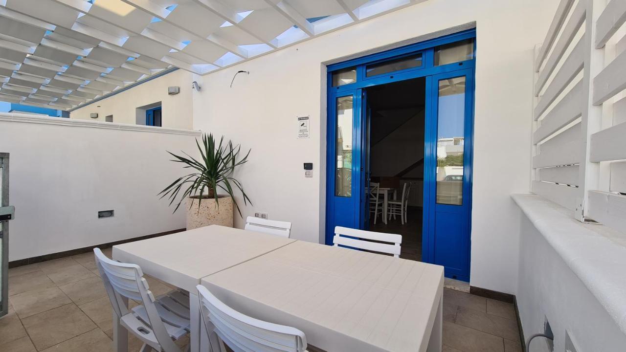 Lido Marini Seahouse Villa Bagian luar foto