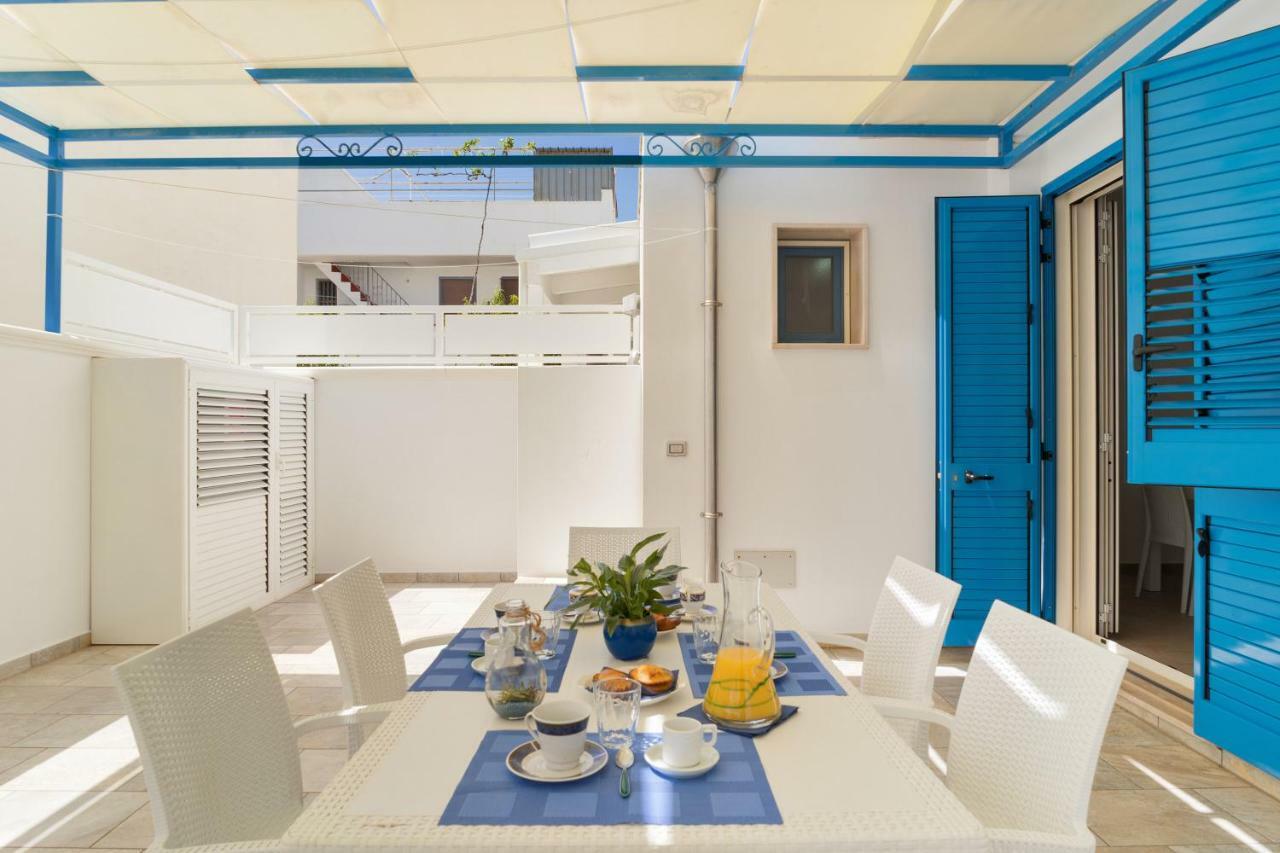 Lido Marini Seahouse Villa Bagian luar foto