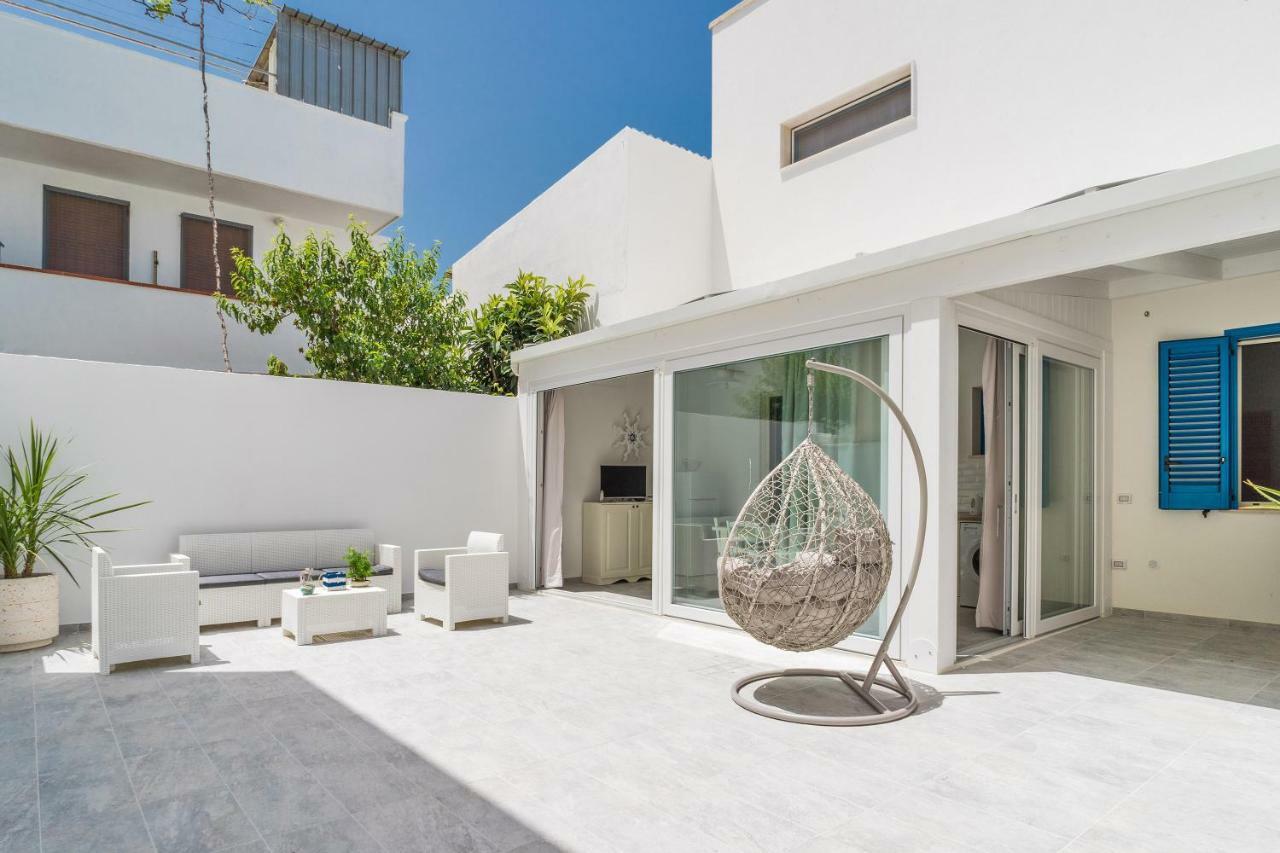Lido Marini Seahouse Villa Bagian luar foto