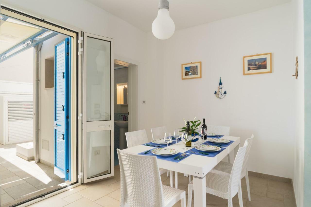 Lido Marini Seahouse Villa Bagian luar foto