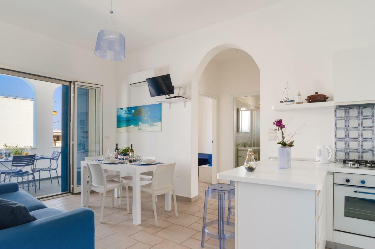 Lido Marini Seahouse Villa Bagian luar foto